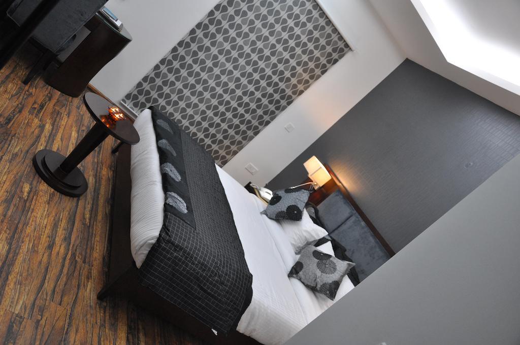 Karnāl Hotel Prem Plaza المظهر الخارجي الصورة