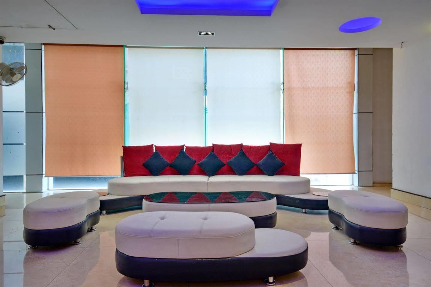 Karnāl Hotel Prem Plaza المظهر الخارجي الصورة